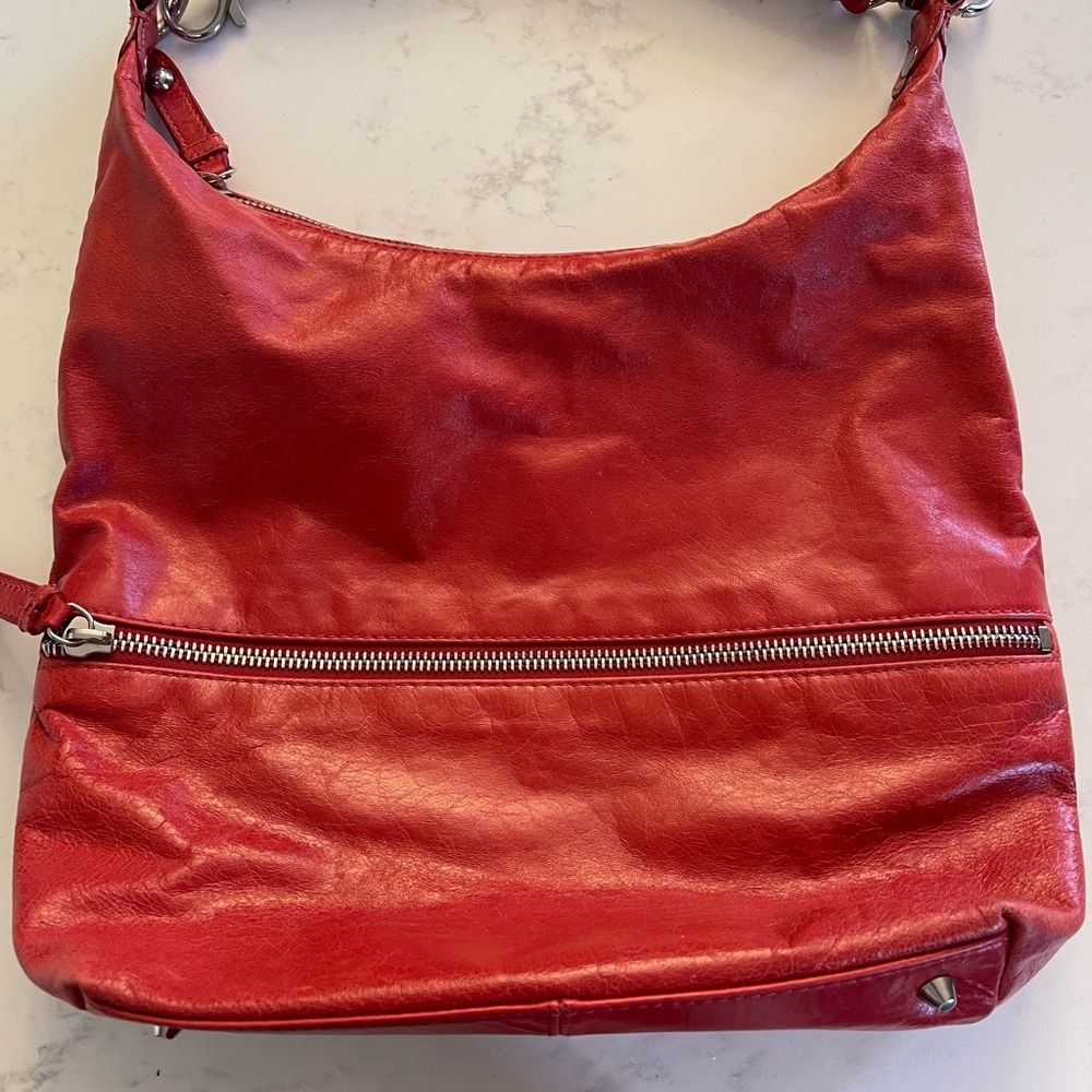Hobo burnt orange purse with outside pocket